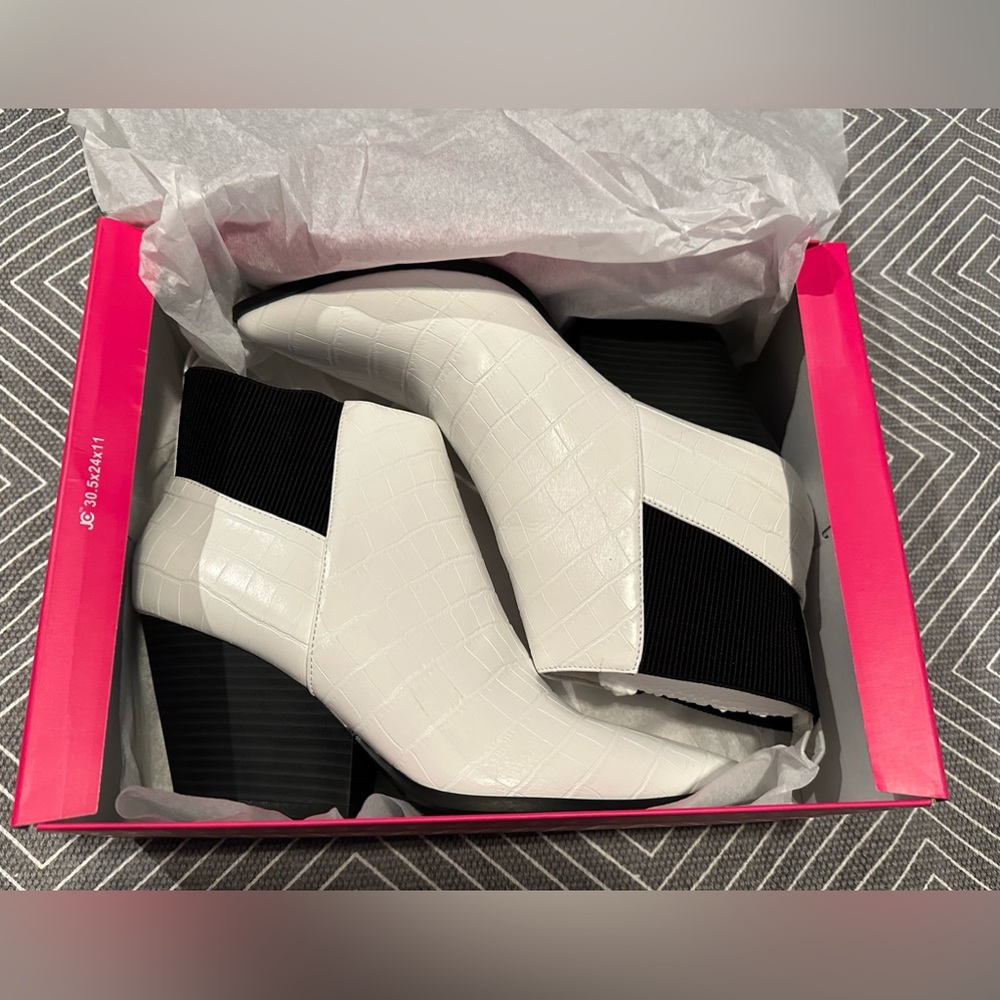 ShoeDazzle - Niko Croc Embossed Block Heel Ankle Bootie - Picture 9 of 12